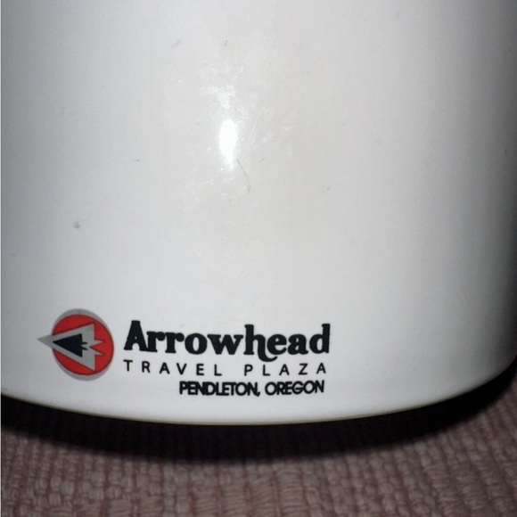 Monday Morning Arrow head travel plaza huge coffee cup utensil holder - Picture 2 of 8